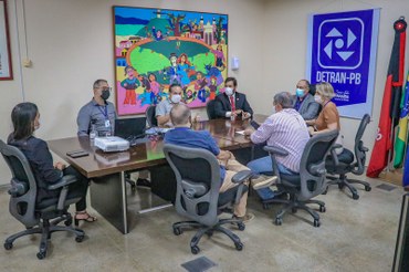 A modernização do sistema de leilão de veículos.